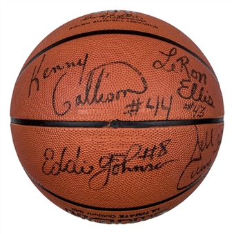 1993-94 Charlotte Hornets Team Signed Basketball With 10 Signatures Including Mourning, Johnson & Curry (JSA)